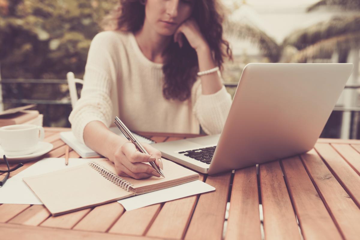 Picture of lady at the computer